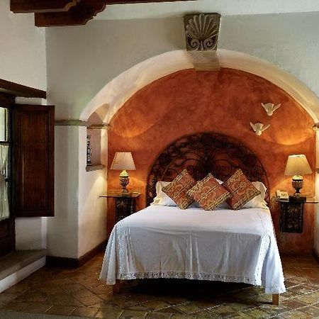 Hotel Posada Maria Cristina Куэрнавака Экстерьер фото