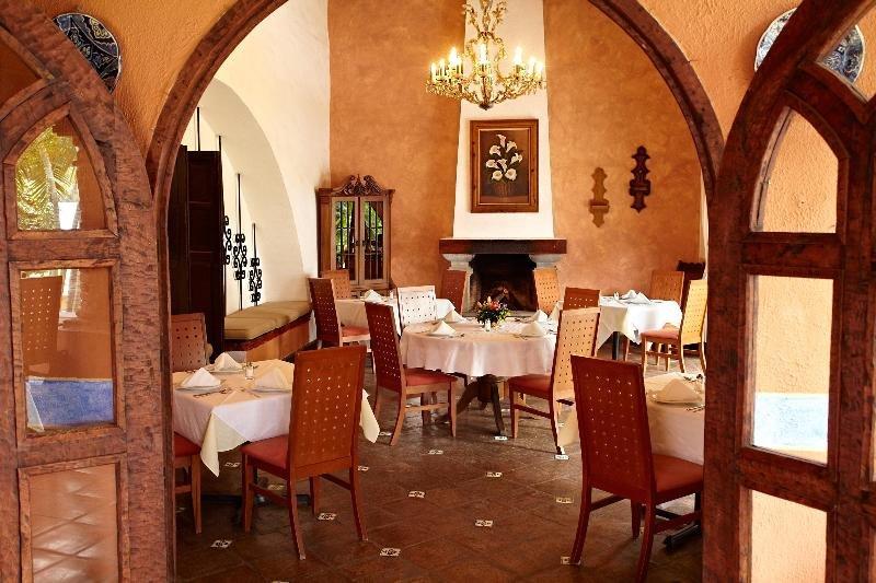 Hotel Posada Maria Cristina Куэрнавака Экстерьер фото